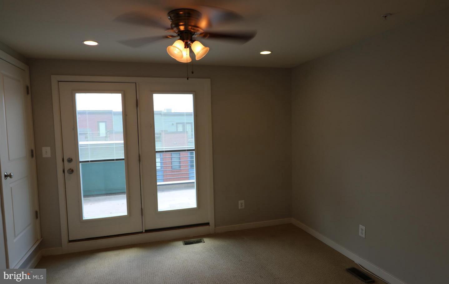 MOSAIC AT MERRIFIELD - Residential Lease