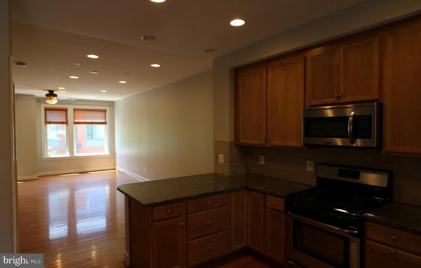 MOSAIC AT MERRIFIELD - Residential Lease