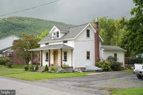 MLS: PAMF2053626