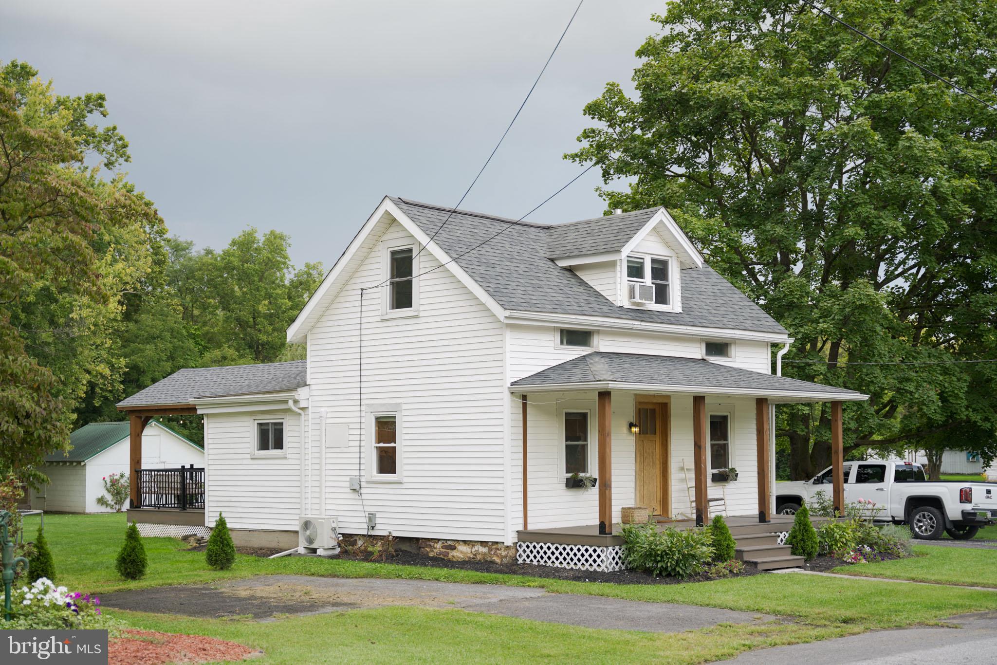 145 N DERRY AVENUE