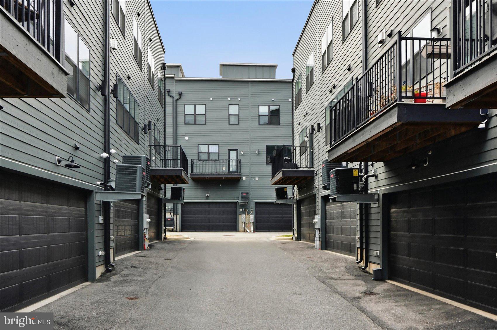 BREWERS HILL - Residential