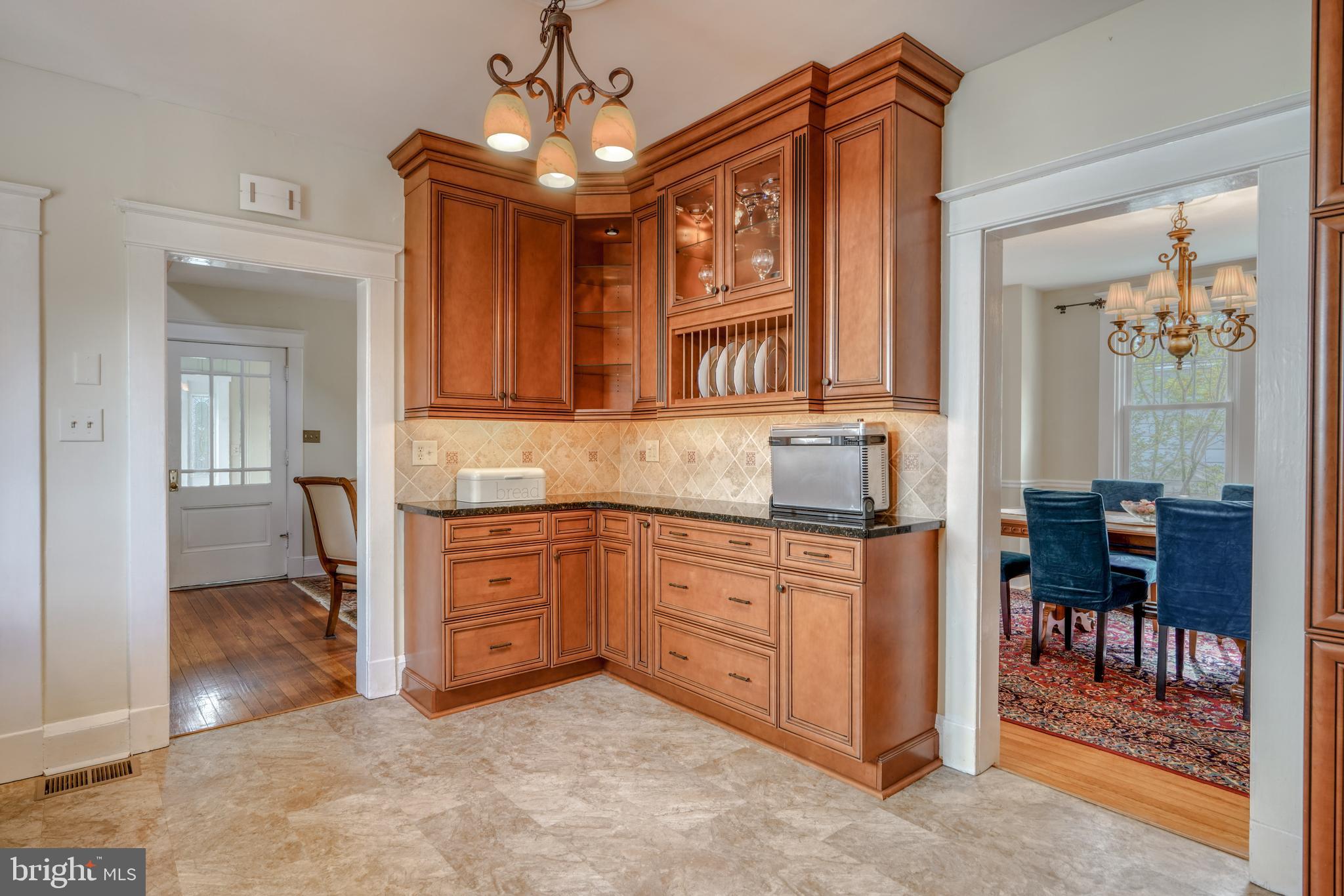 TOWSON - Residential