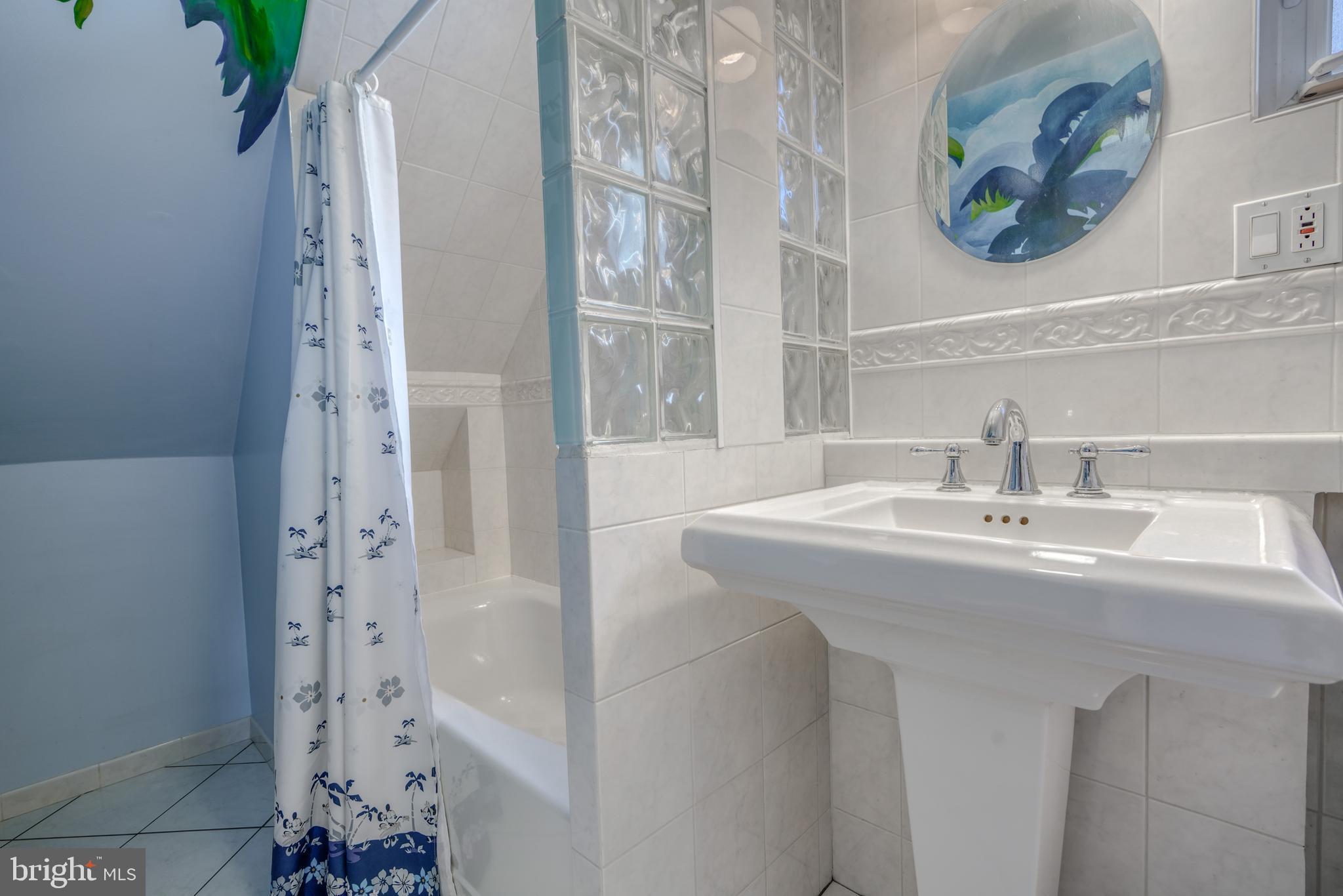 TOWSON - Residential