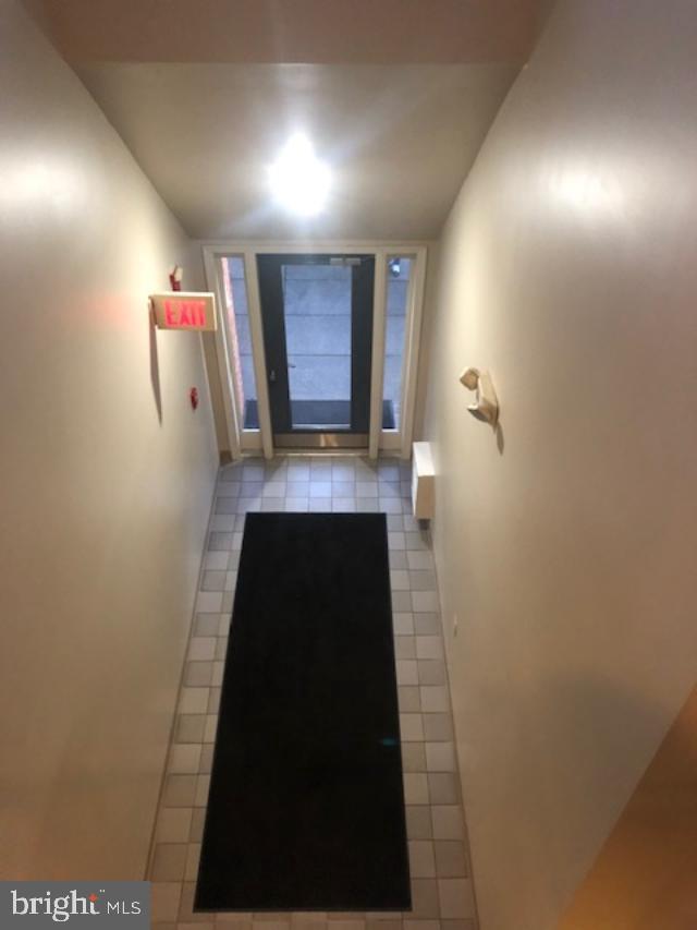 HILLWOOD - Residential Lease