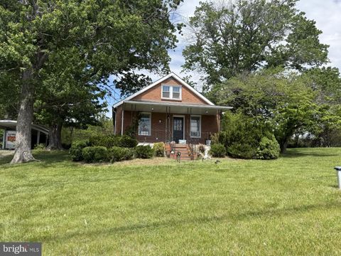 Photo of 11439 Sperryville Pike, CULPEPER, VA 22701 (MLS # VACU2013618)