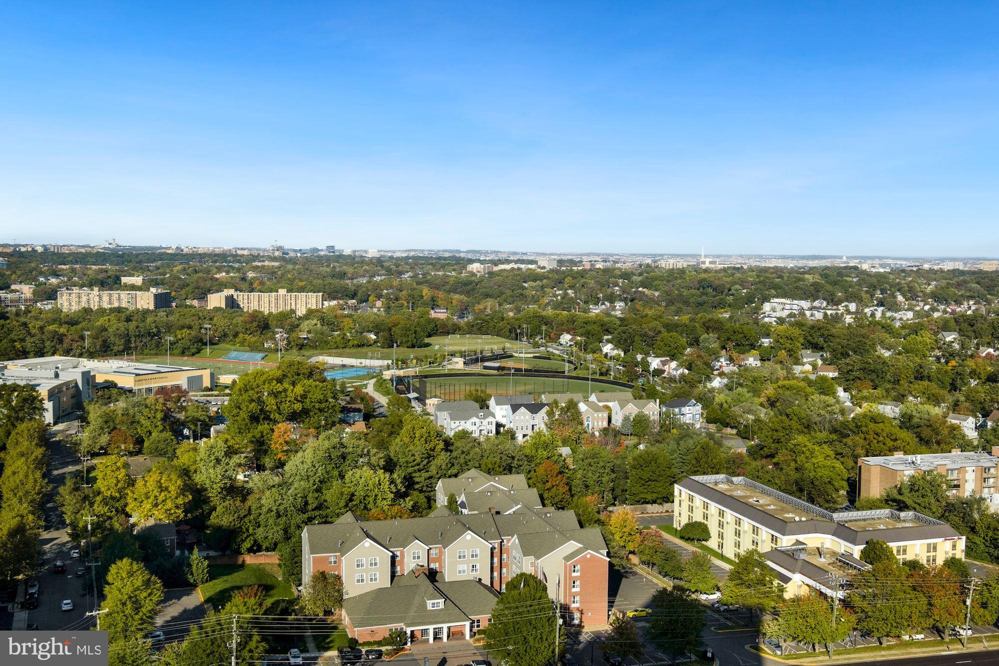 SKYLINE PLAZA - Residential