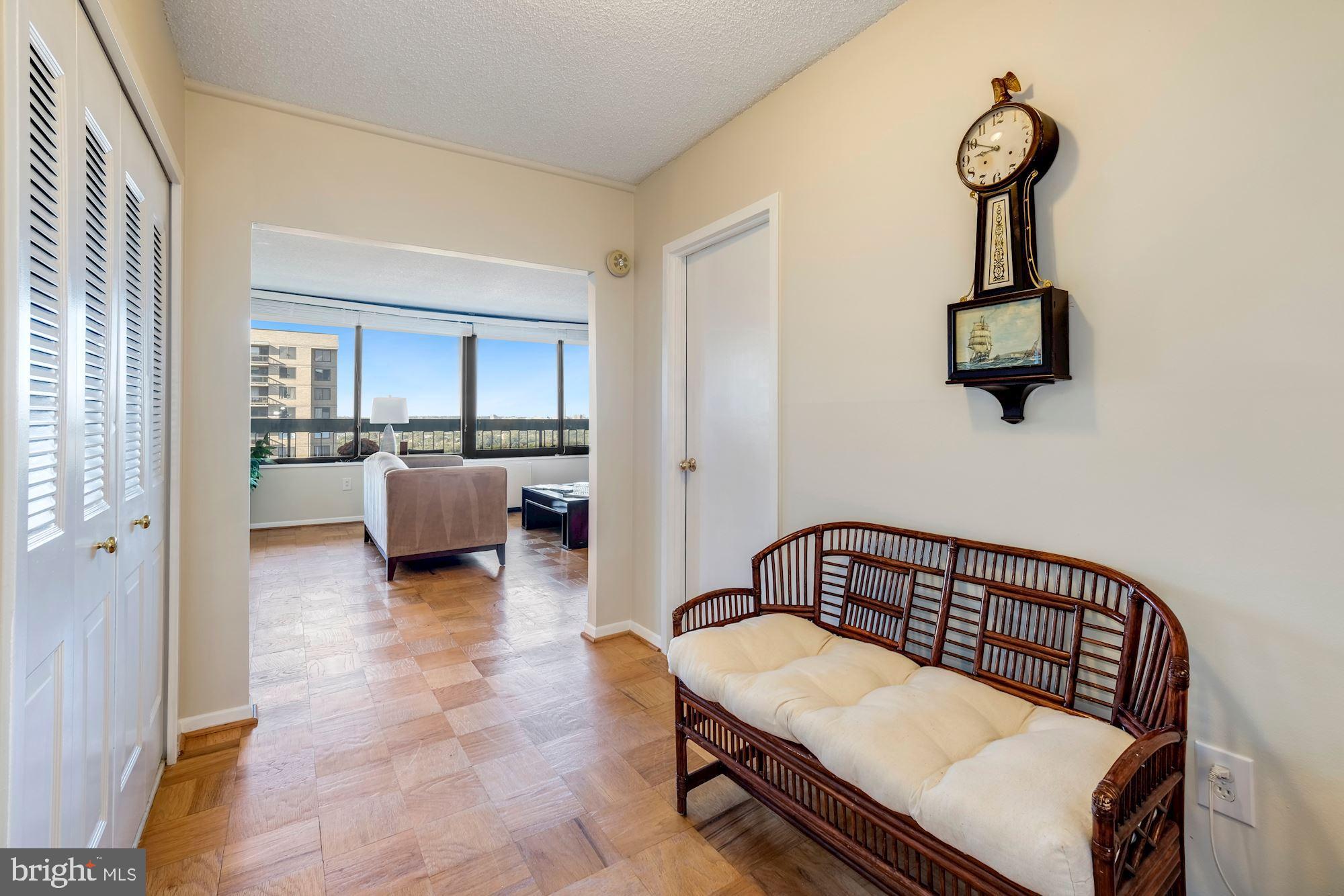 SKYLINE PLAZA - Residential