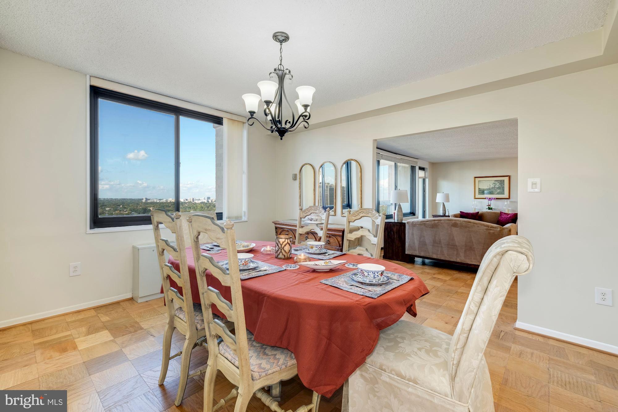 SKYLINE PLAZA - Residential