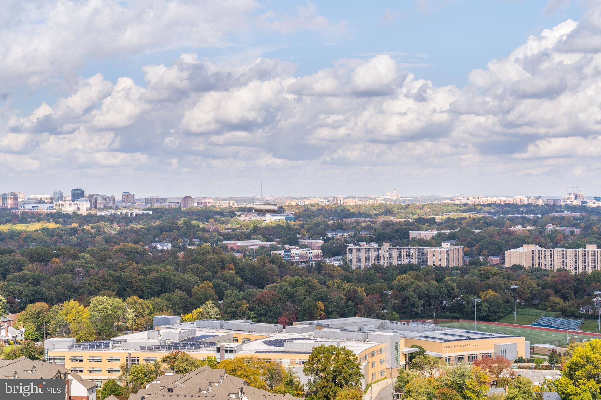 SKYLINE PLAZA - Residential