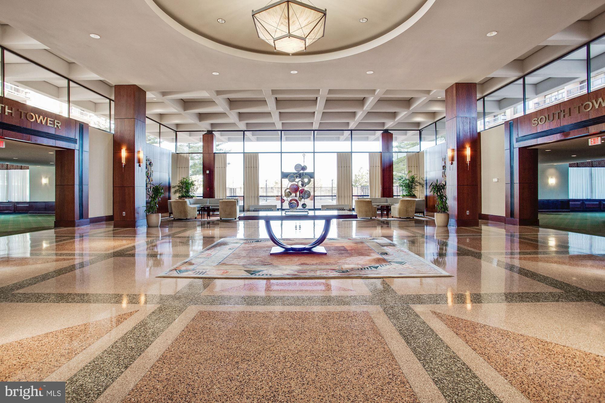 SKYLINE PLAZA - Residential