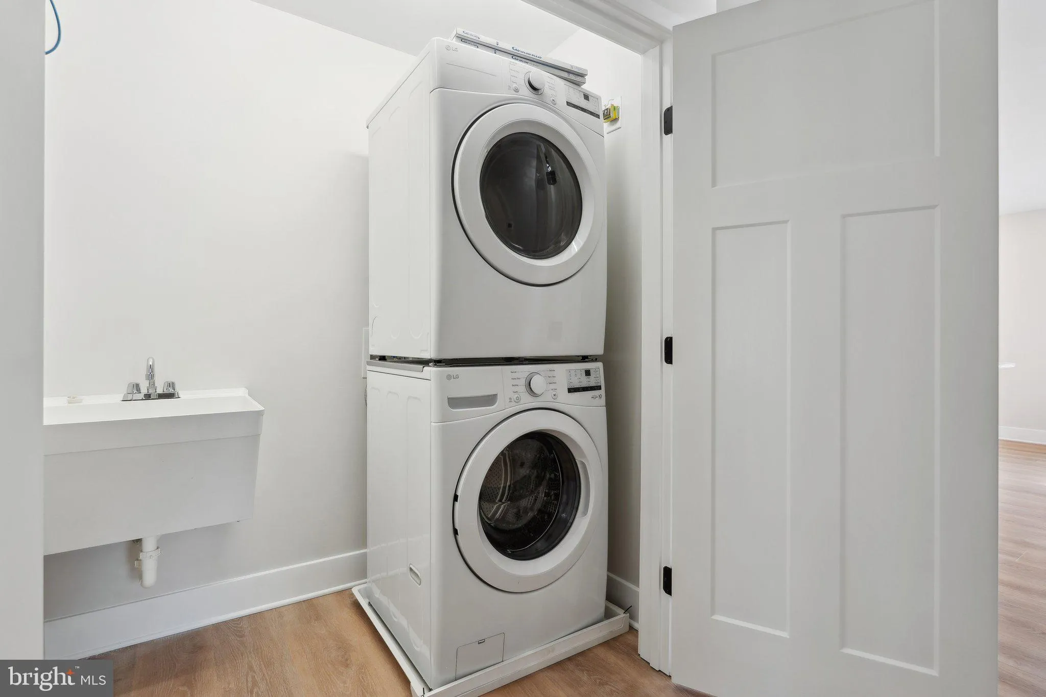 Aberdeen, Maryland 21001, United States, 3 Bedrooms Bedrooms, ,2 BathroomsBathrooms,Residential,Active,99524