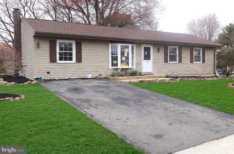 26 S HERBEIN DRIVE TOPTON PA 19562