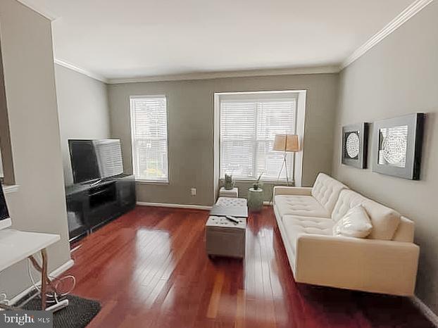 MOUNT VERNON TOWNES - Residential Lease