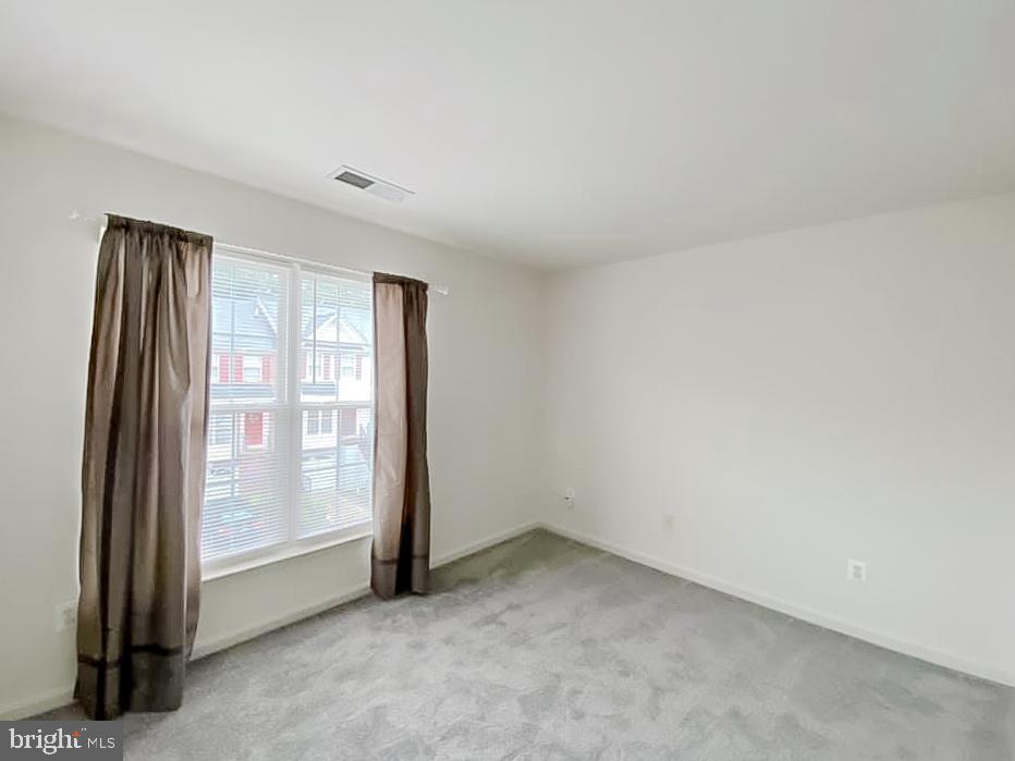 MOUNT VERNON TOWNES - Residential Lease