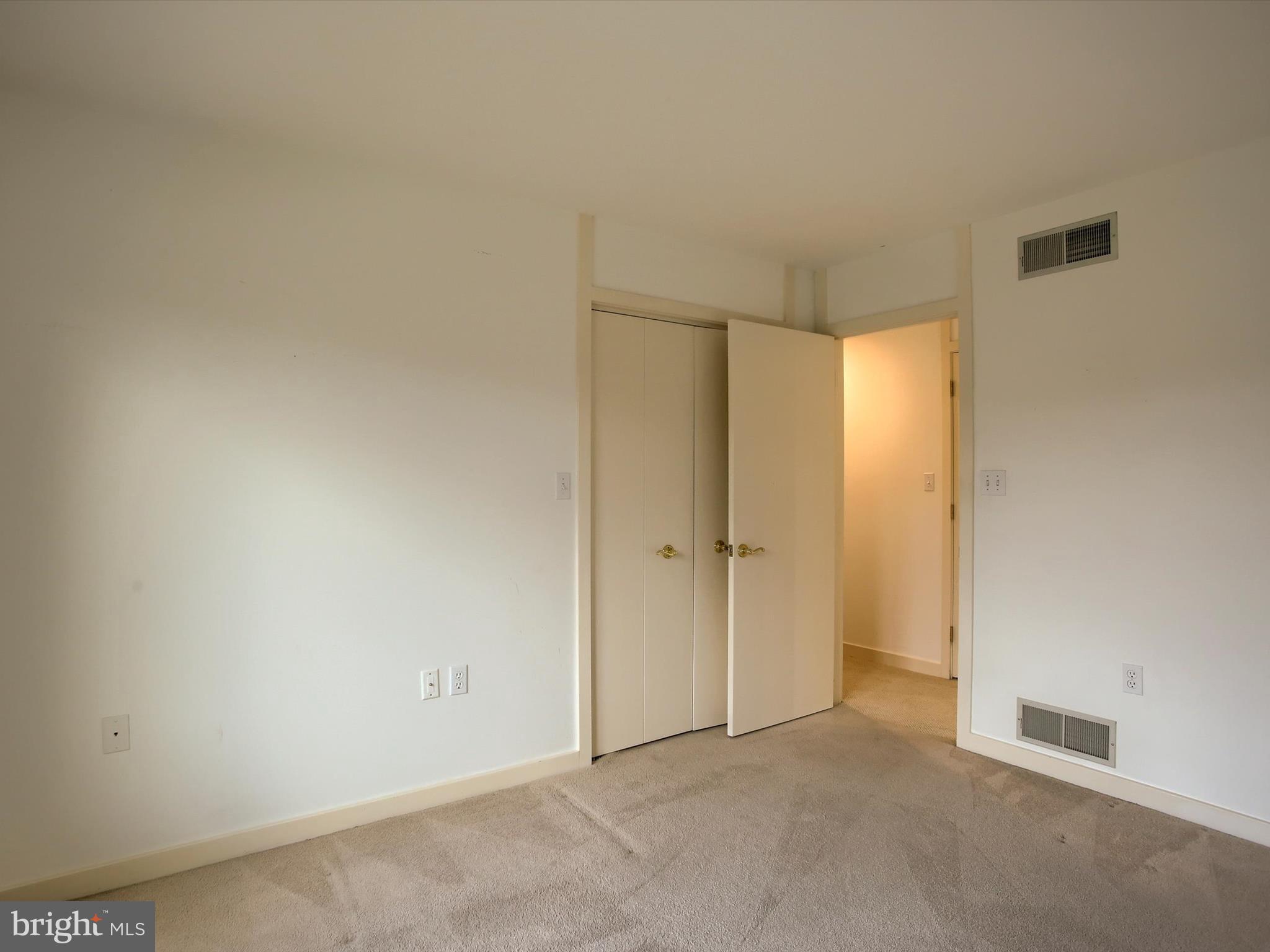 CLUB ESTATES - Residential