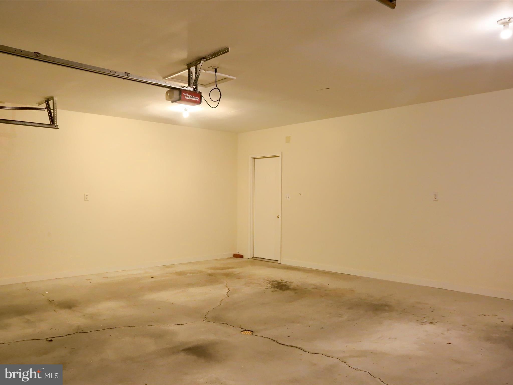 CLUB ESTATES - Residential