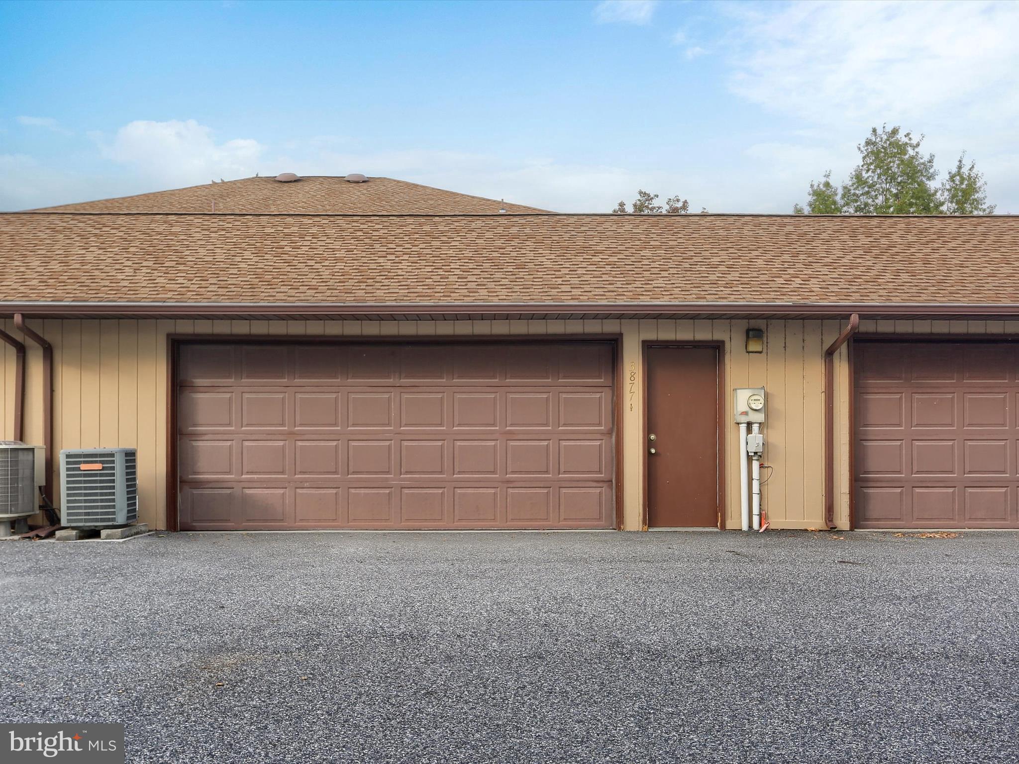 CLUB ESTATES - Residential