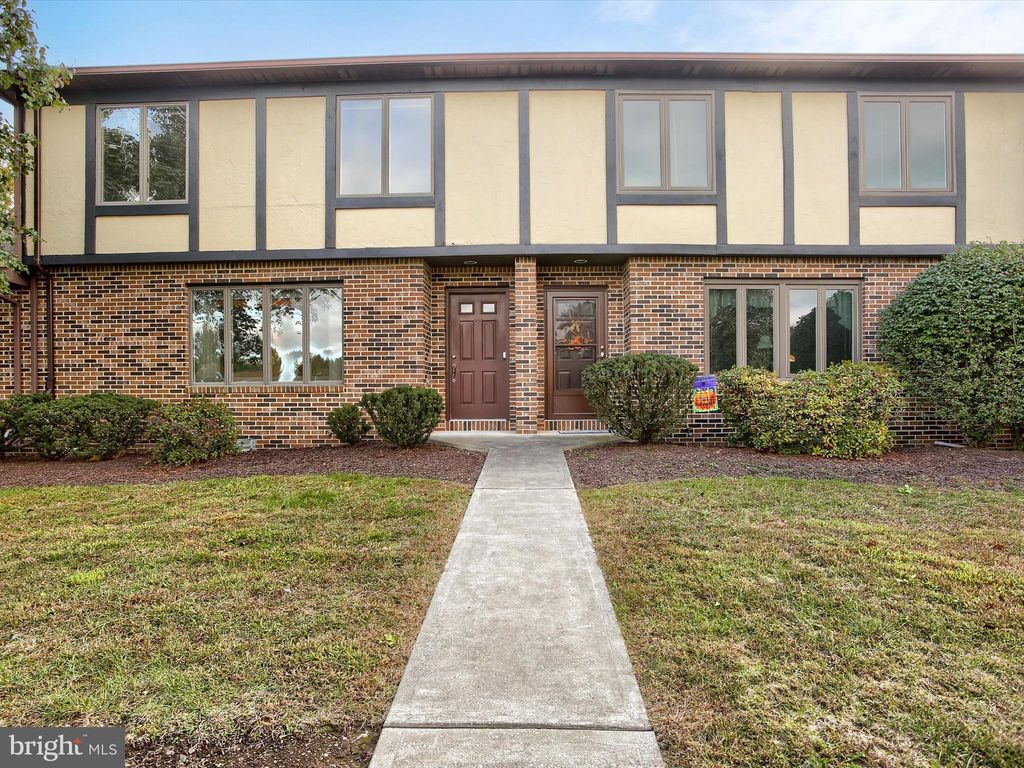 Photo of 3877 N Sarayo Circle, HARRISBURG, PA 17110 (MLS # PADA2050718)