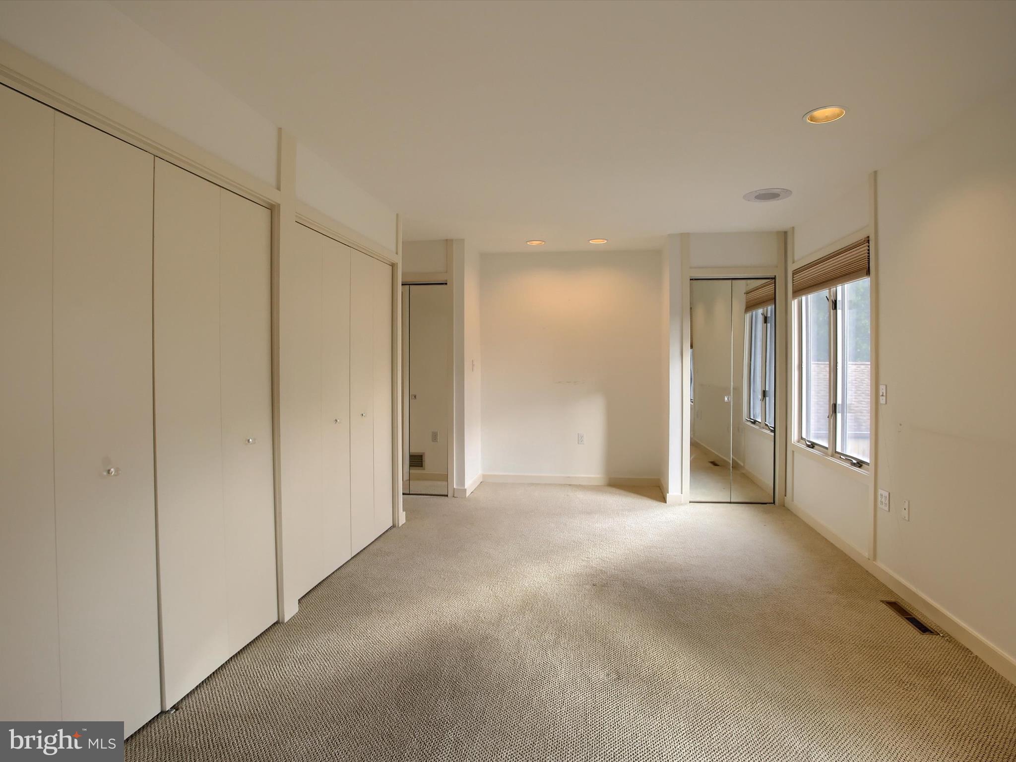 CLUB ESTATES - Residential