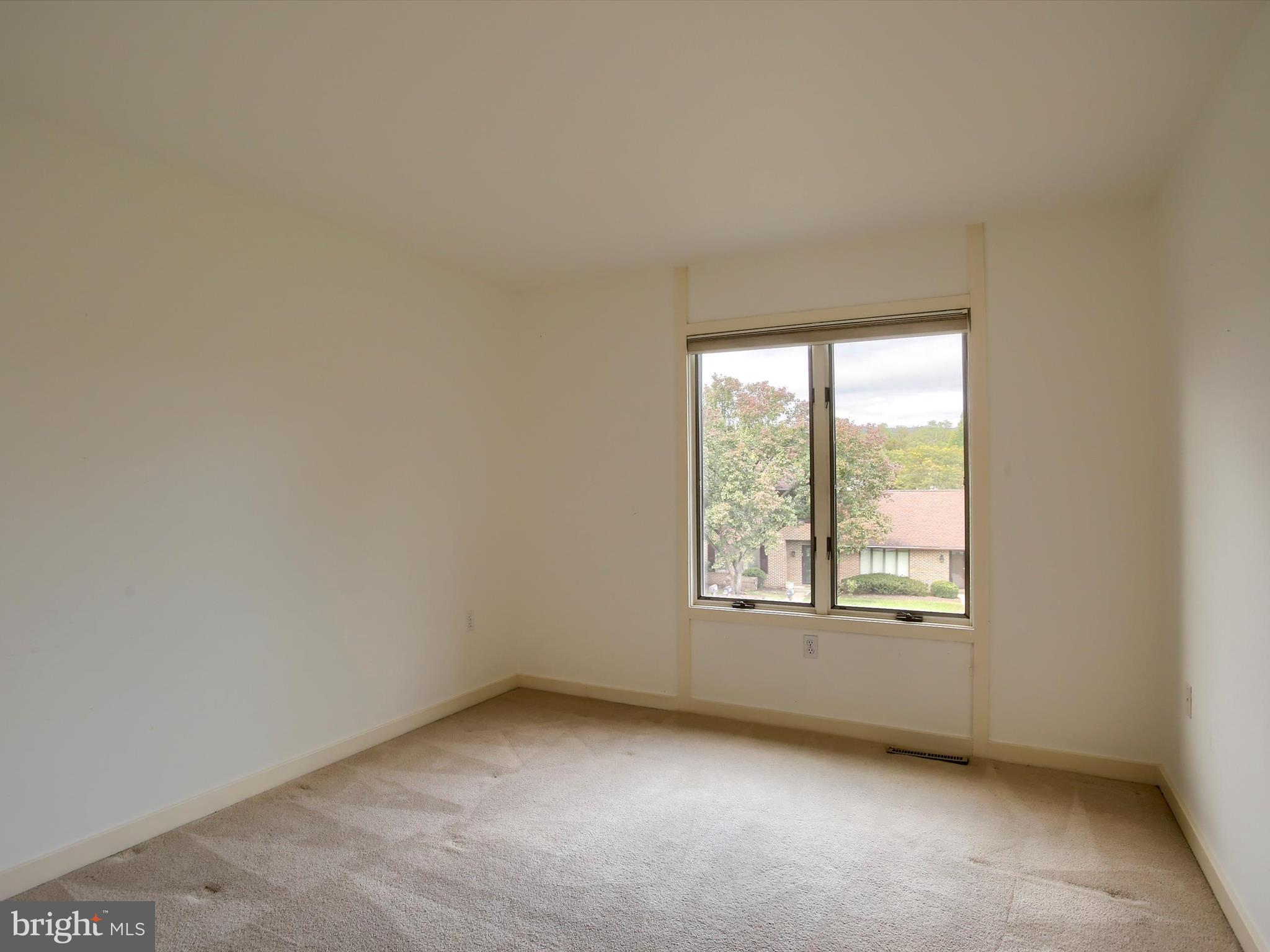 CLUB ESTATES - Residential