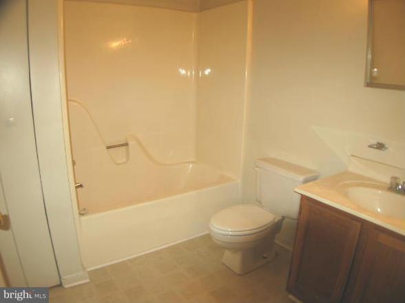 MAGNOLIA WOODS CONDOMINIUMS - Residential