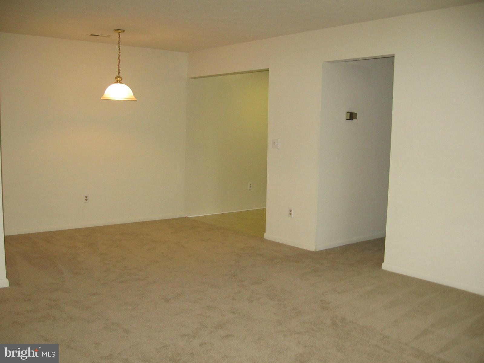 MAGNOLIA WOODS CONDOMINIUMS - Residential