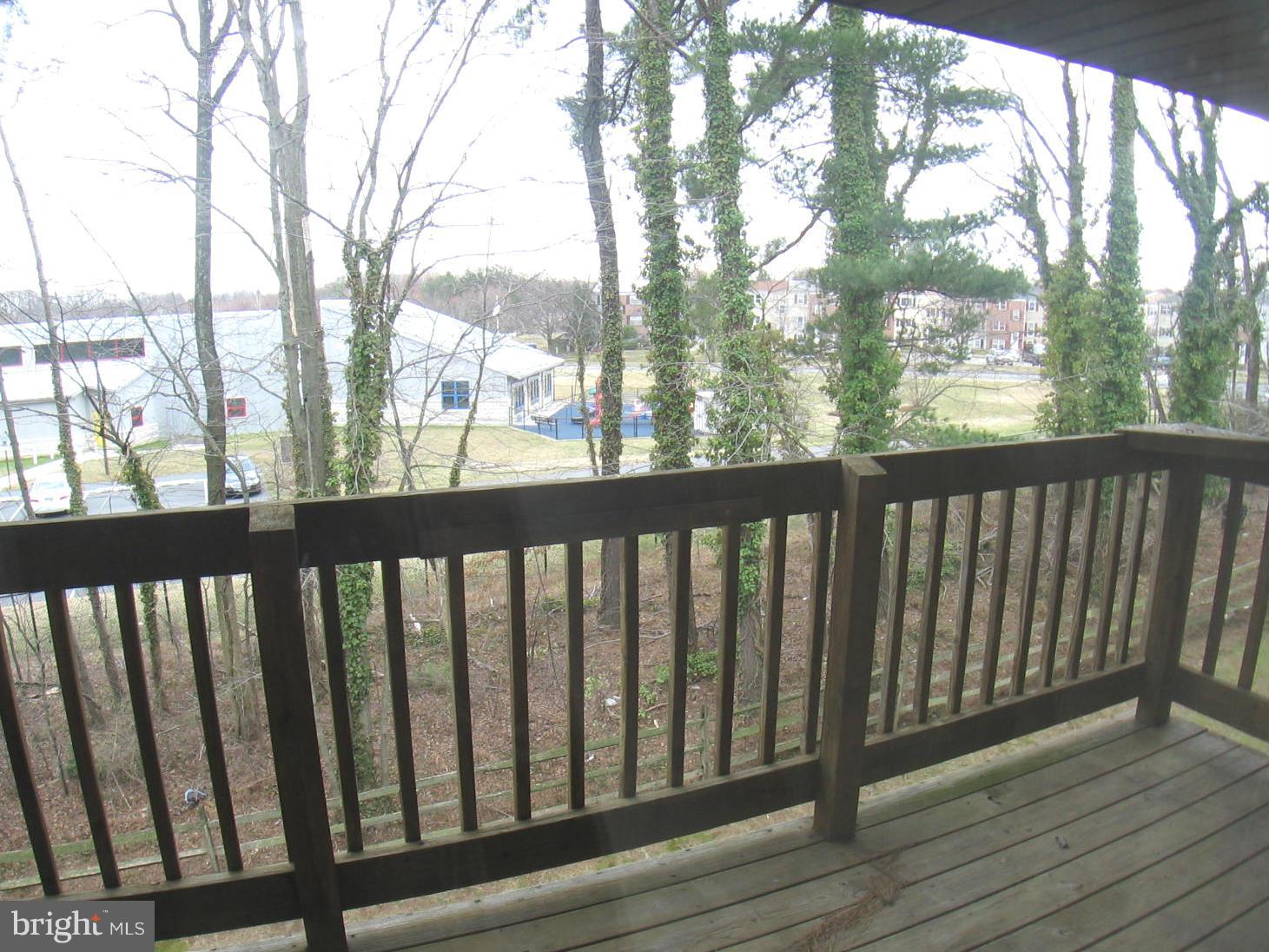 MAGNOLIA WOODS CONDOMINIUMS - Residential