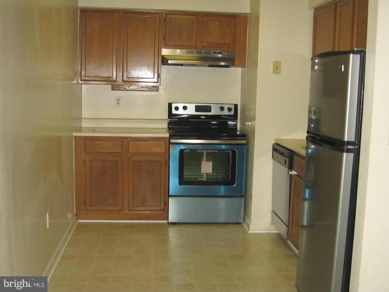 MAGNOLIA WOODS CONDOMINIUMS - Residential