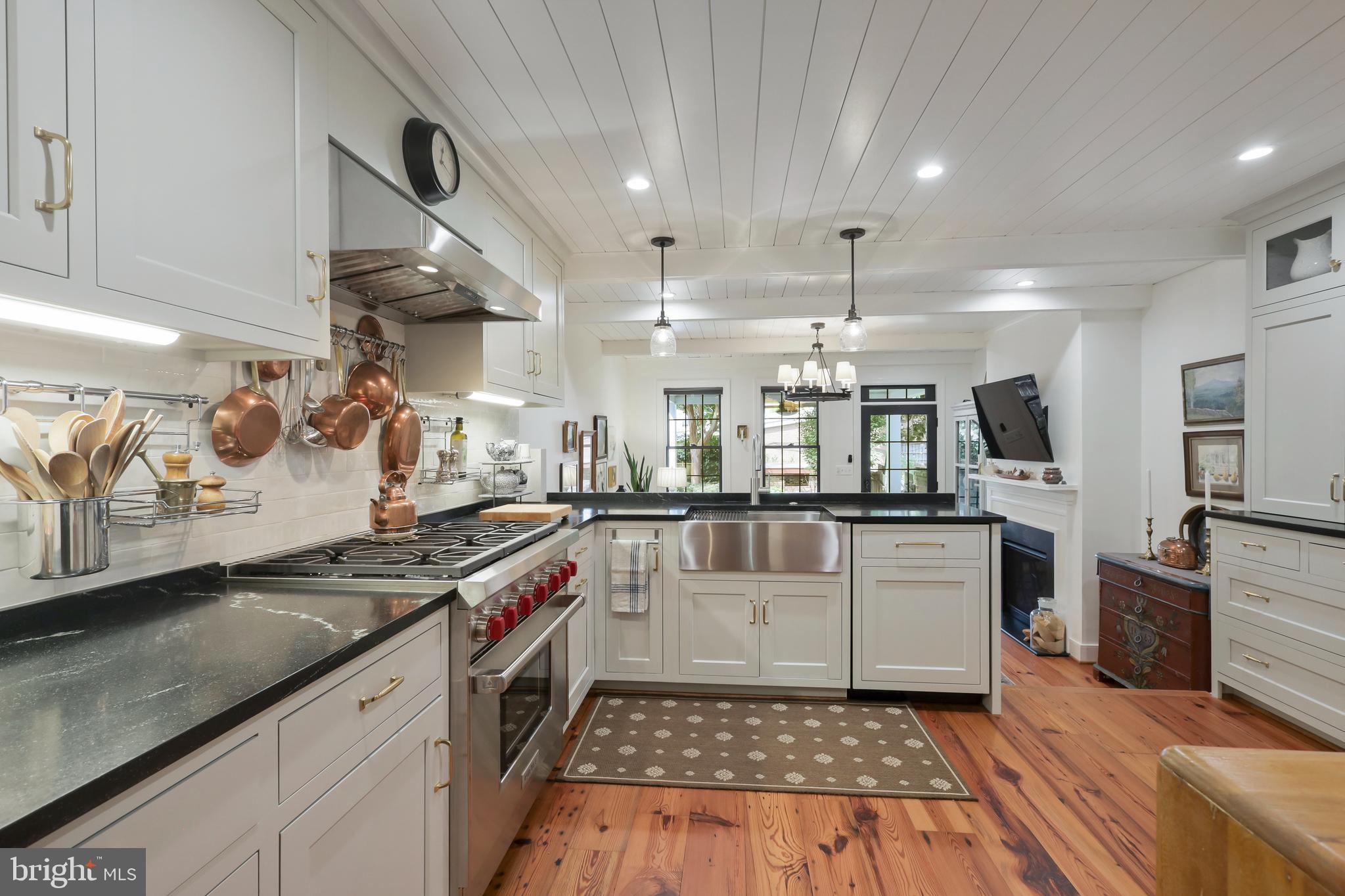 OLD TOWN ALEXANDRIA - Residential