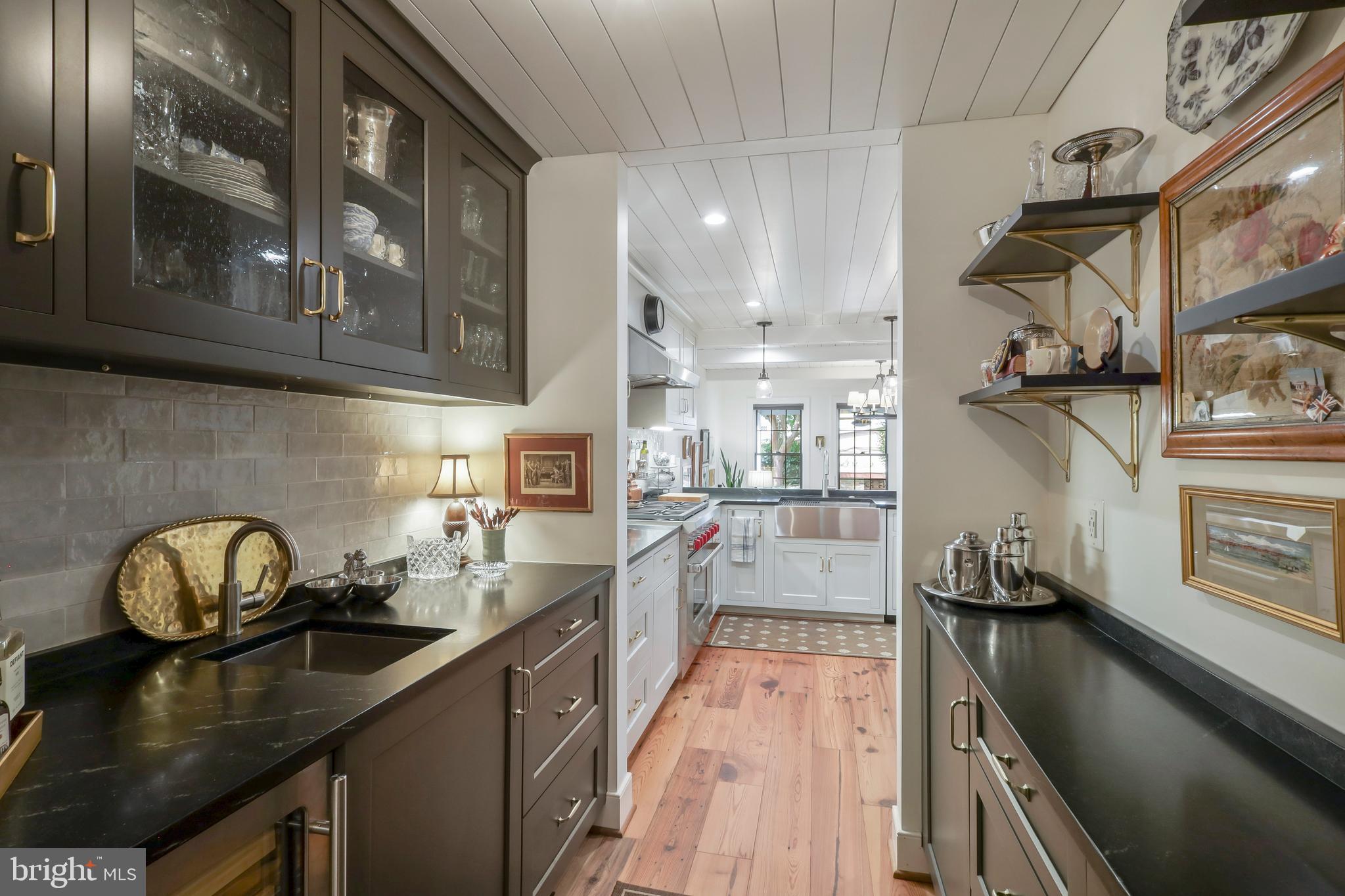 OLD TOWN ALEXANDRIA - Residential