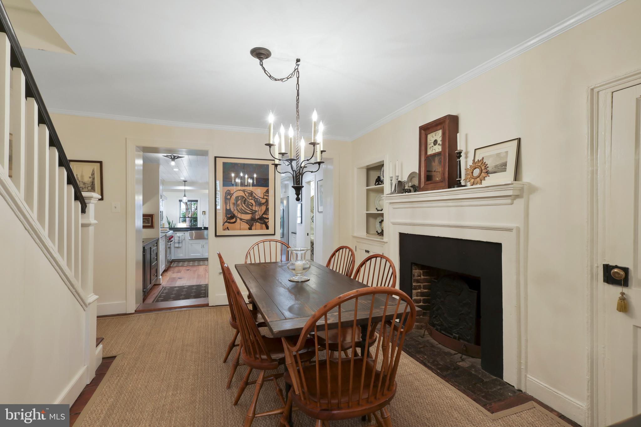 OLD TOWN ALEXANDRIA - Residential