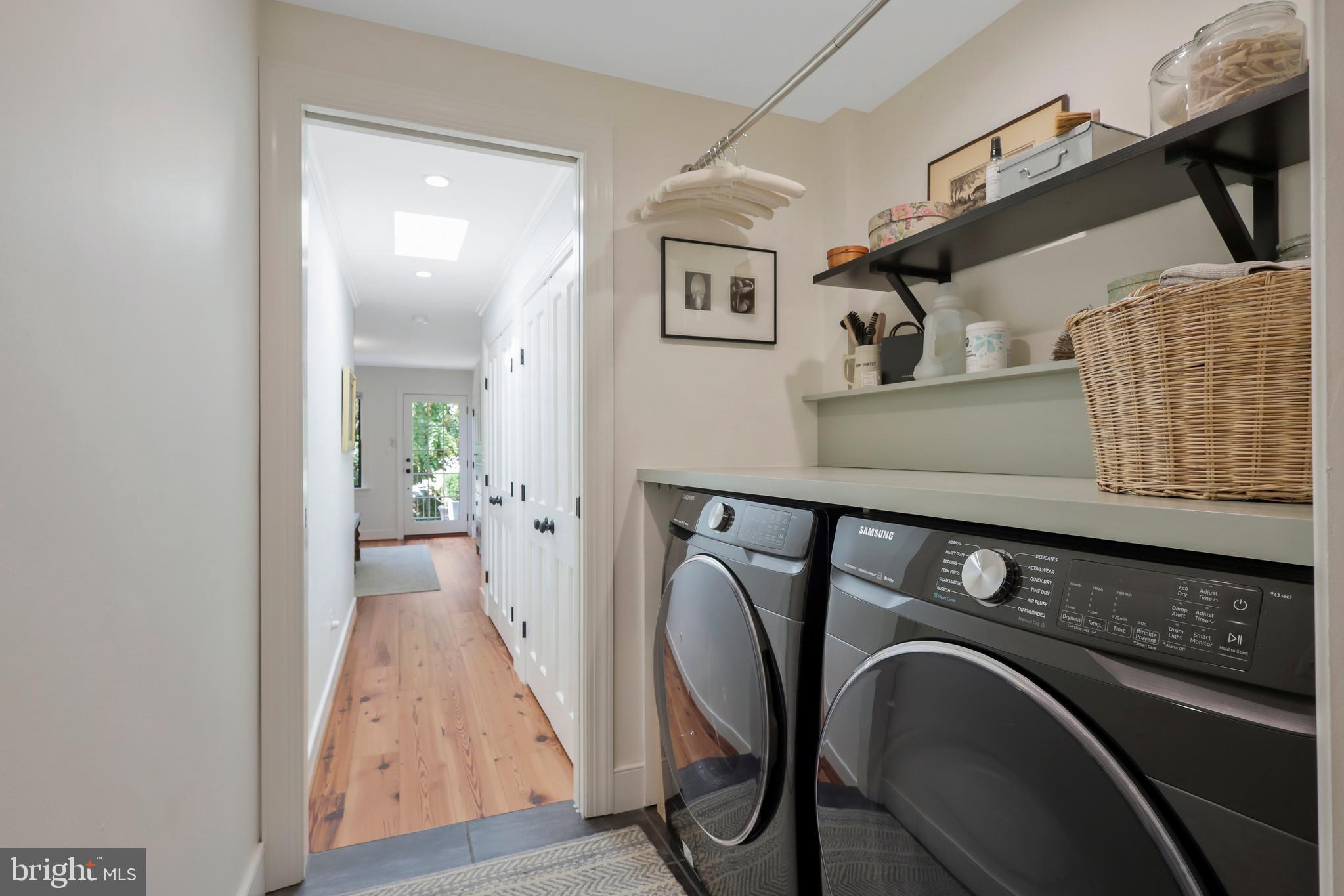 OLD TOWN ALEXANDRIA - Residential