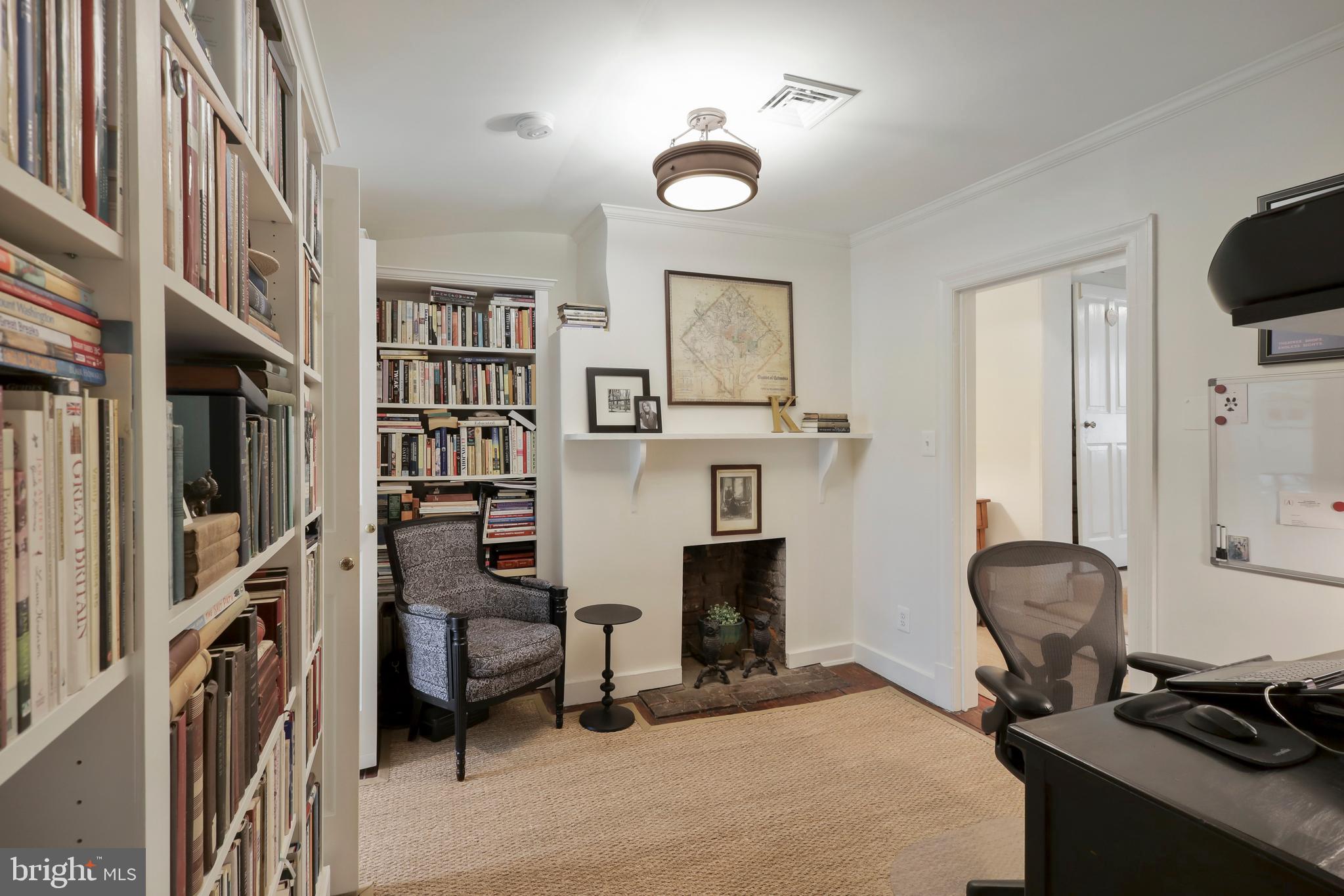 OLD TOWN ALEXANDRIA - Residential