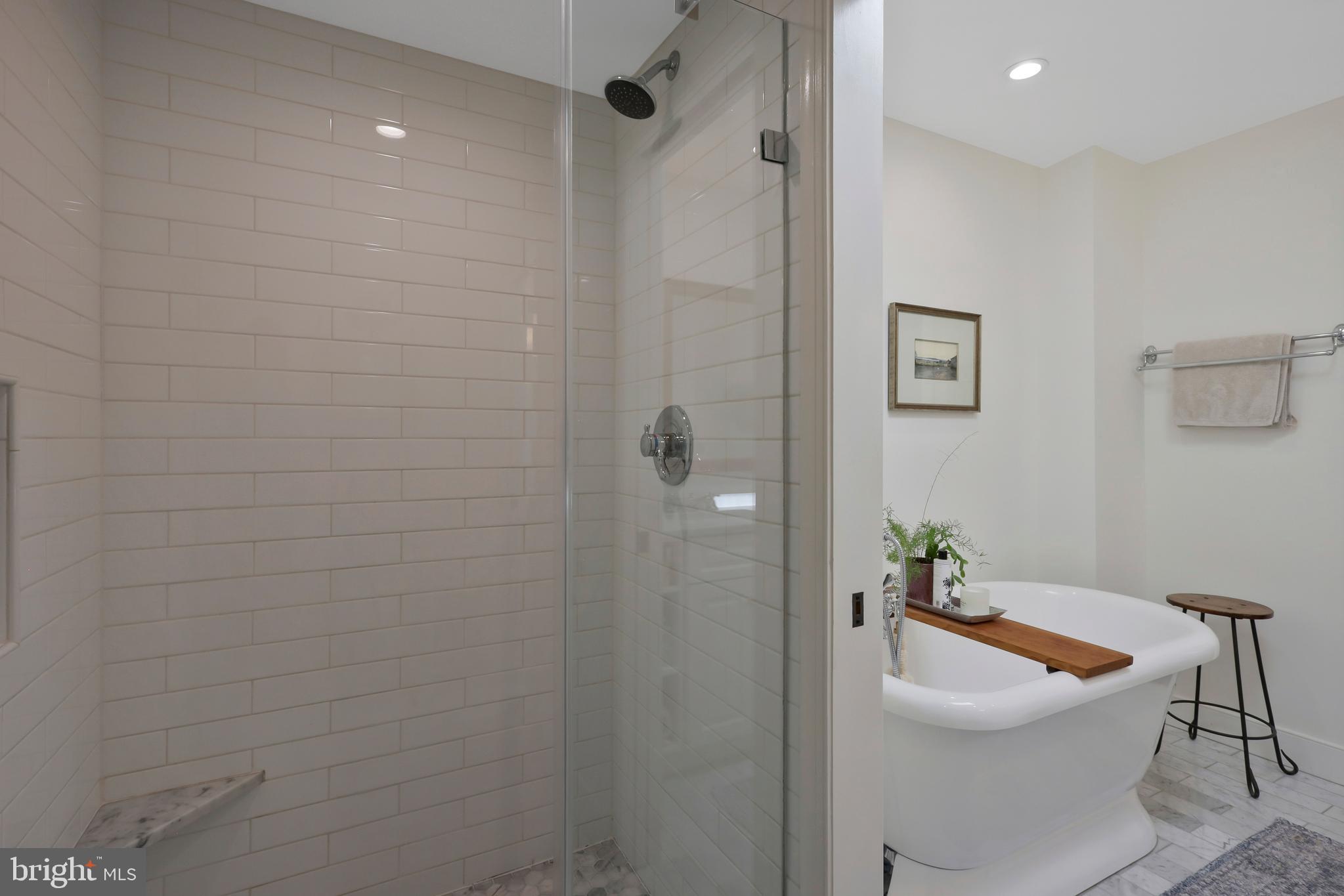 OLD TOWN ALEXANDRIA - Residential