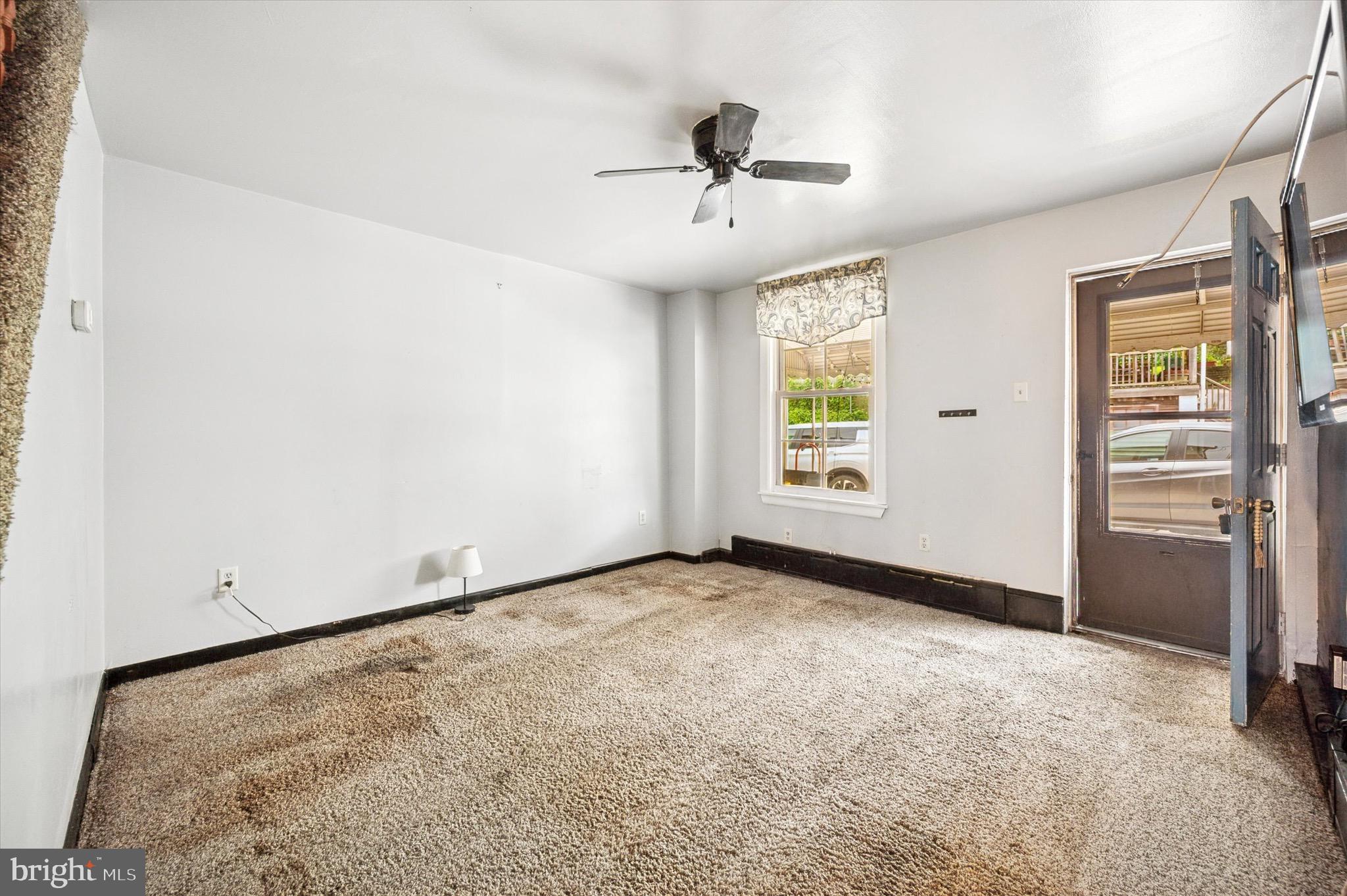 BELMONT HILLS - Residential