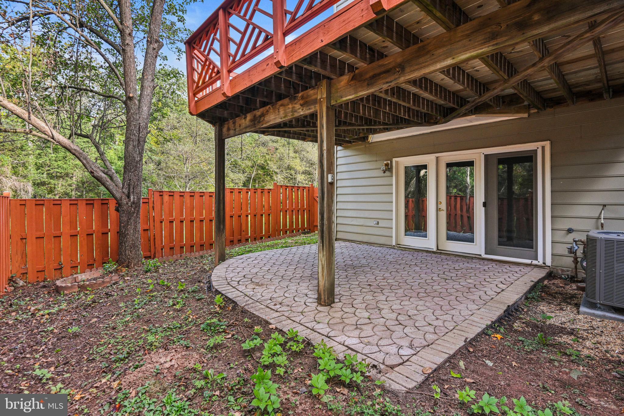 POTOMAC LAKES - Residential