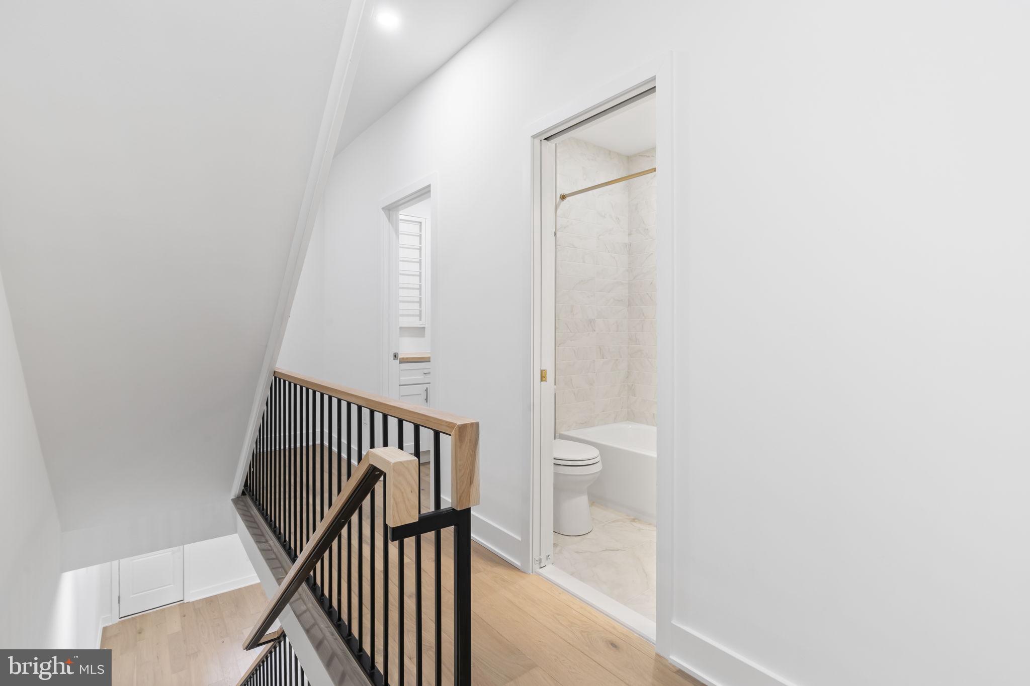 PASSYUNK SQUARE - Residential