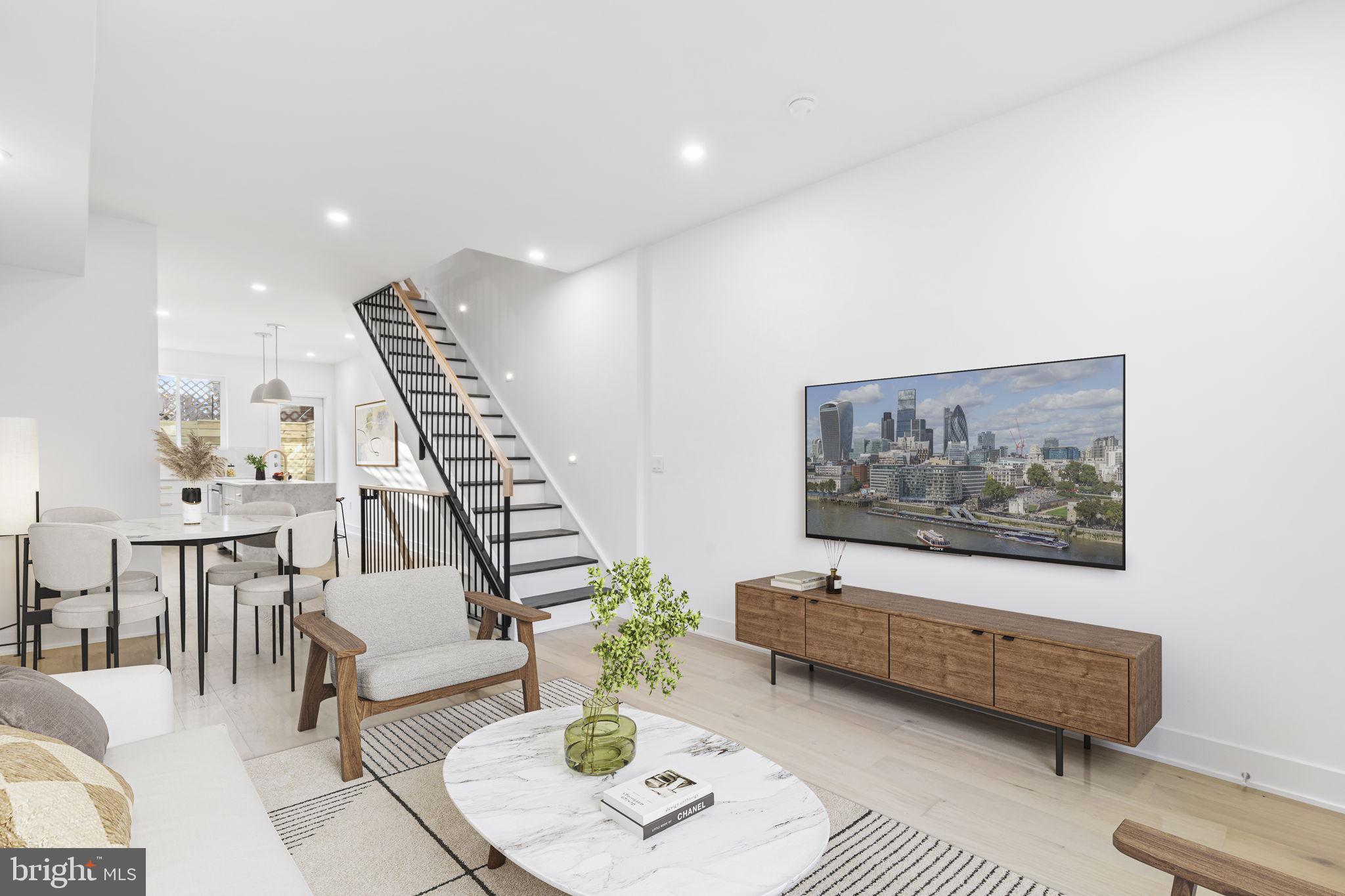 PASSYUNK SQUARE - Residential