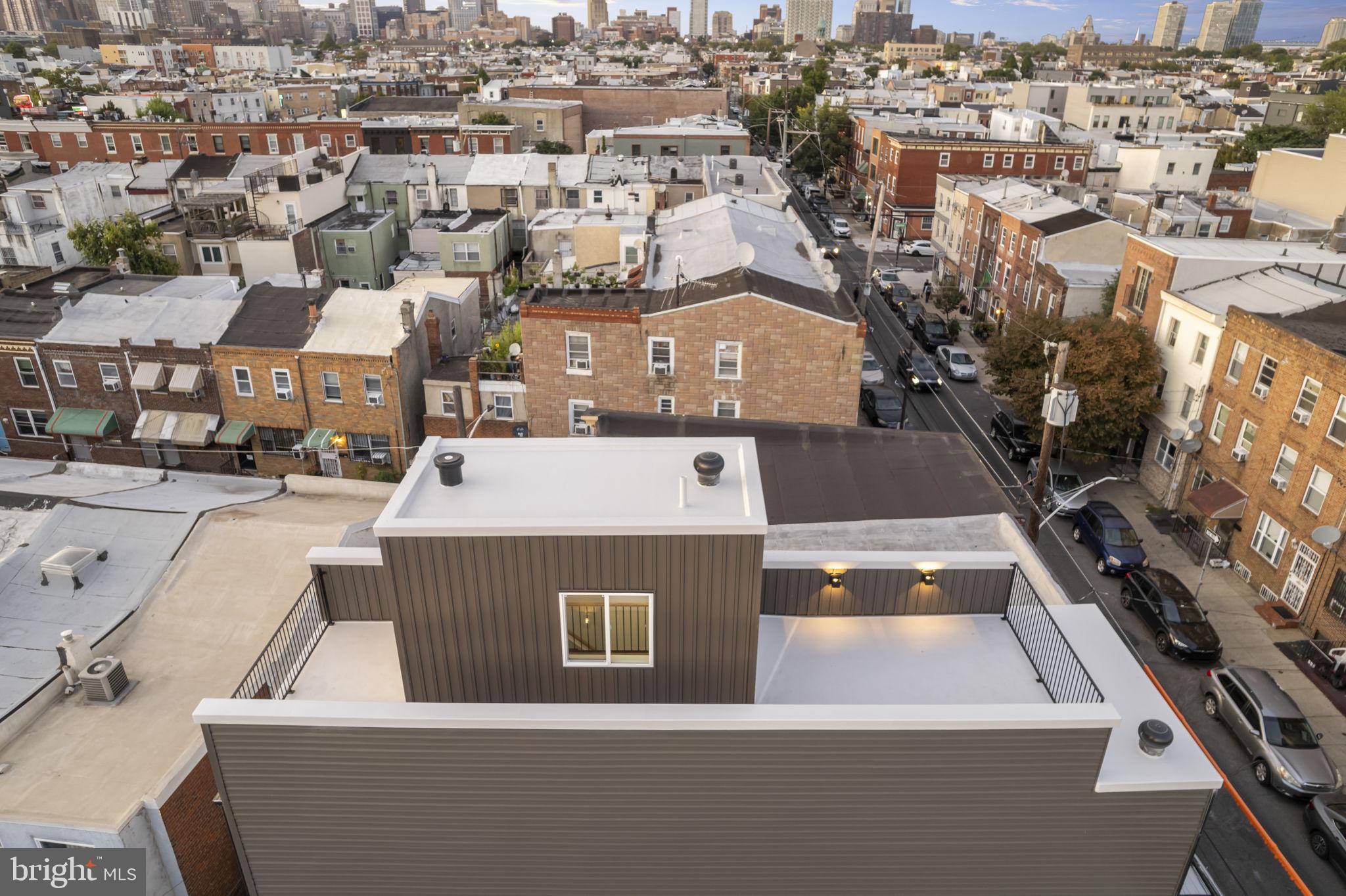 PASSYUNK SQUARE - Residential