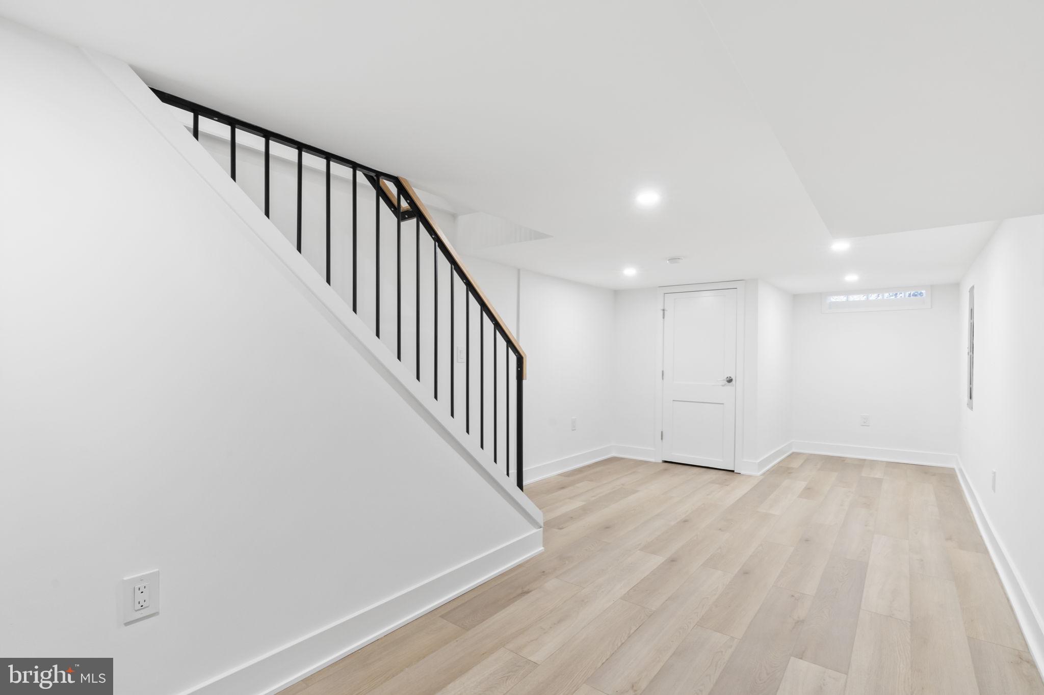 PASSYUNK SQUARE - Residential