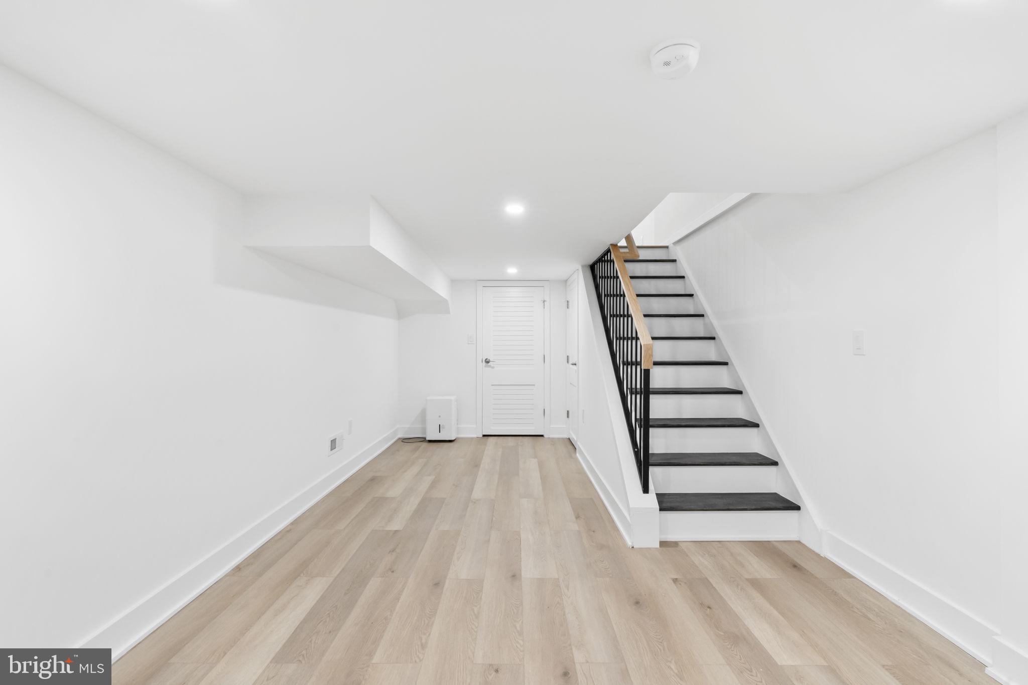 PASSYUNK SQUARE - Residential