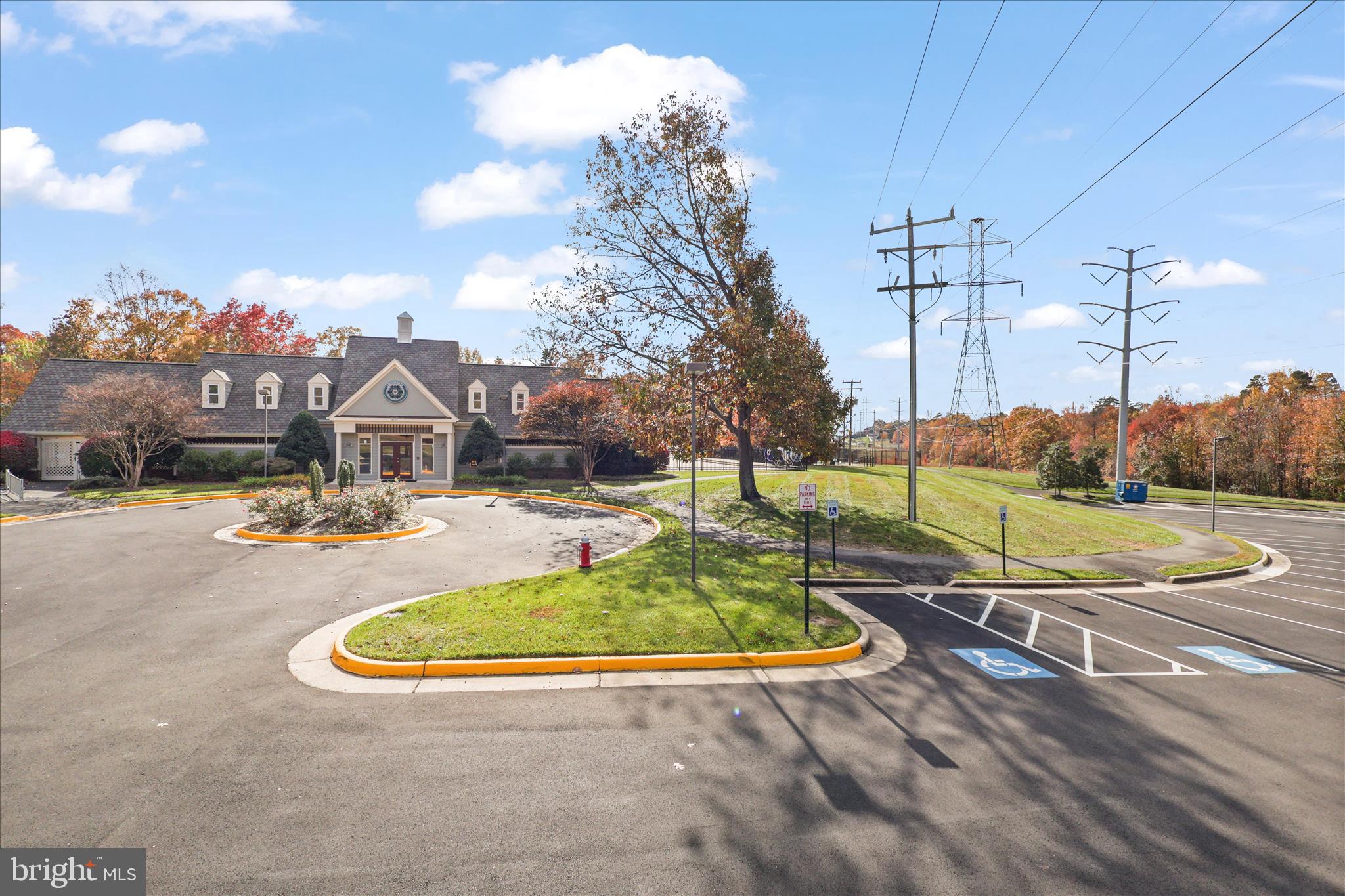 CROSSPOINTE - Residential