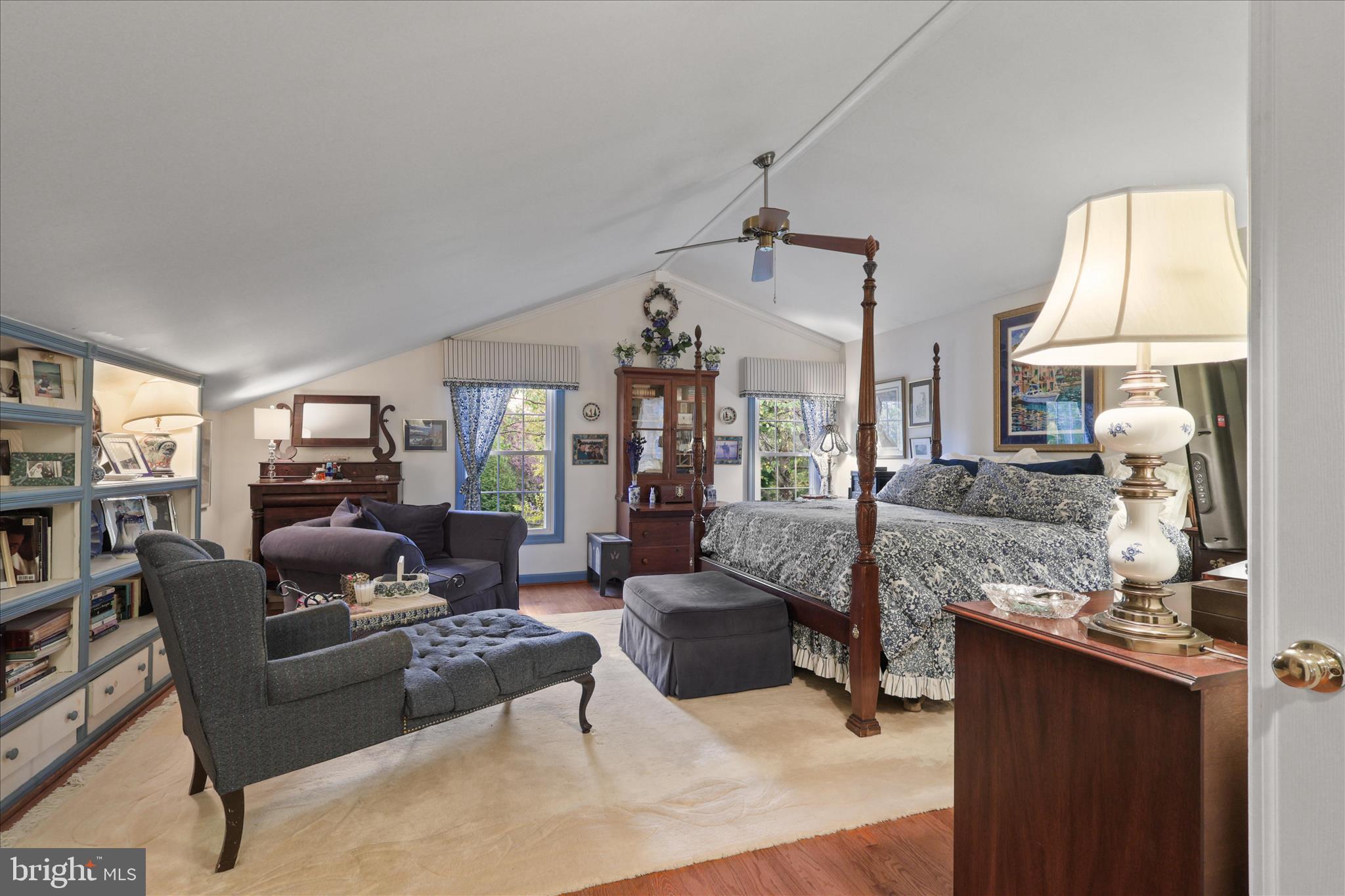 CROSSPOINTE - Residential