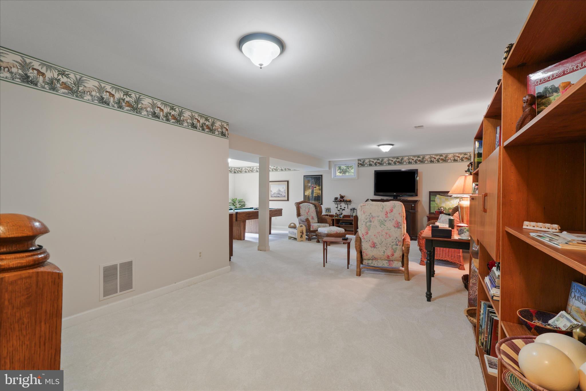 CROSSPOINTE - Residential