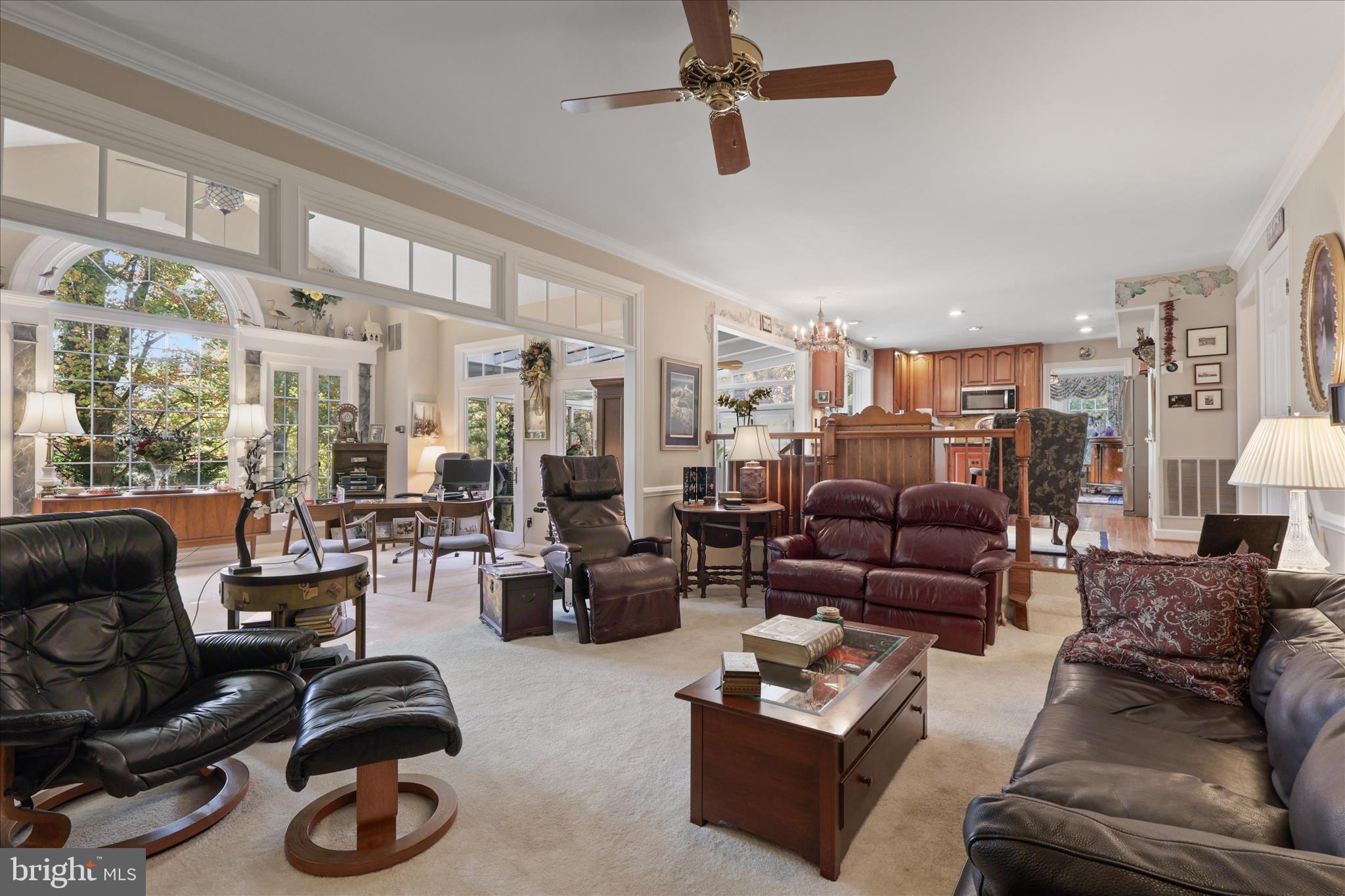 CROSSPOINTE - Residential