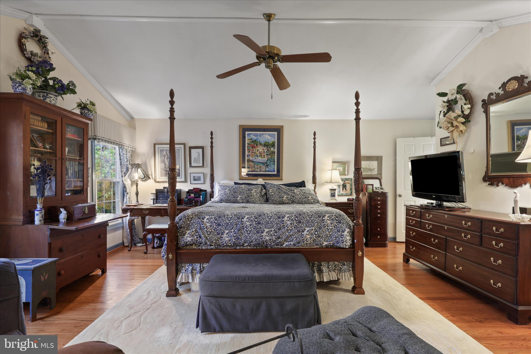 CROSSPOINTE - Residential