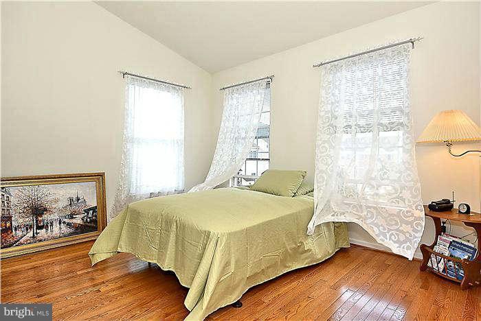 AMBERLEA AT SOUTH RIDING - Residential Lease