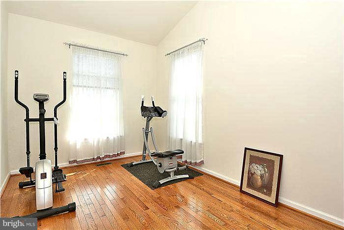 AMBERLEA AT SOUTH RIDING - Residential Lease