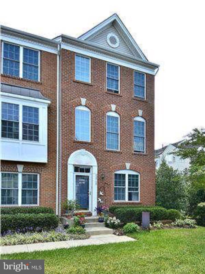 AMBERLEA AT SOUTH RIDING - Residential Lease