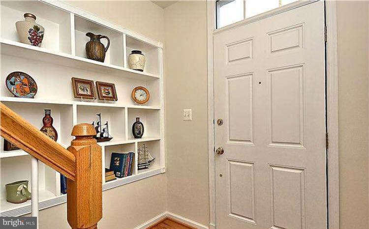 AMBERLEA AT SOUTH RIDING - Residential Lease